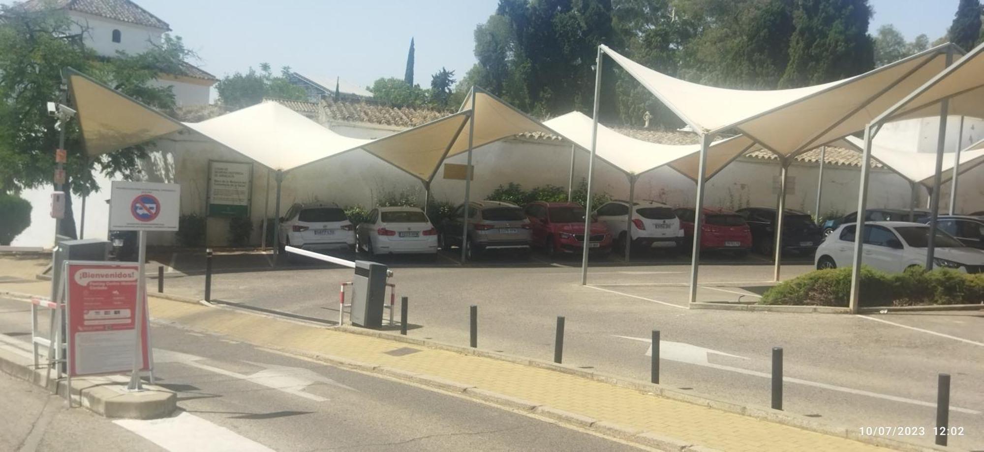 Puerta Sevilla Parking Gratis Cordoba Dış mekan fotoğraf
