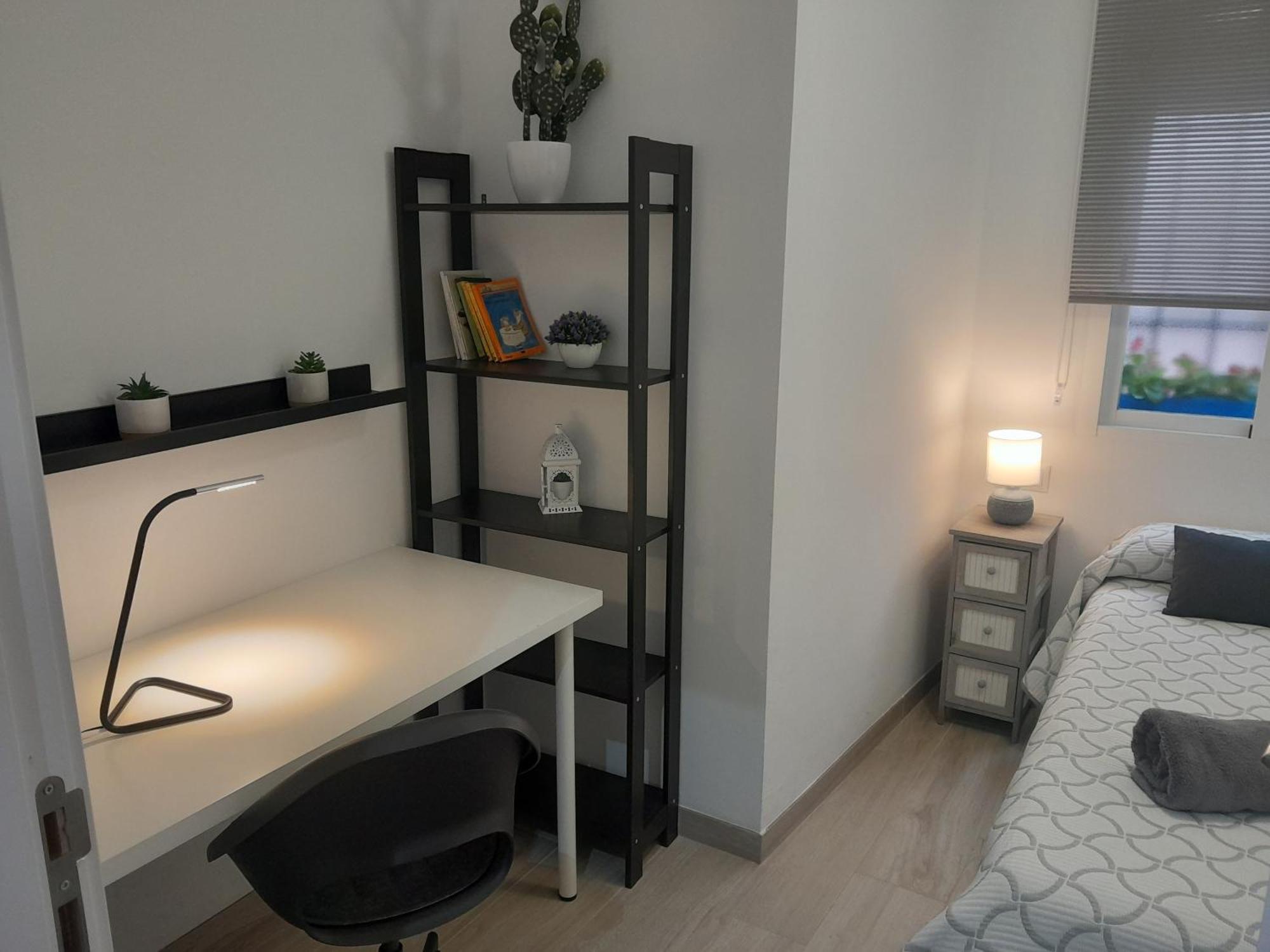 Puerta Sevilla Parking Gratis Cordoba Dış mekan fotoğraf